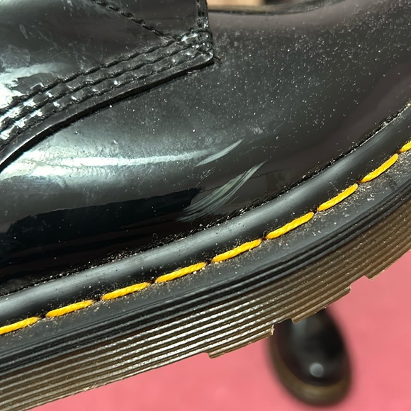 Dr Martens Women’s Black Patent Leather boots - Picture 5 of 9